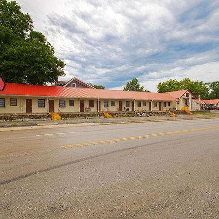 Sunflower Motel Hiawatha By Oyo المظهر الخارجي الصورة